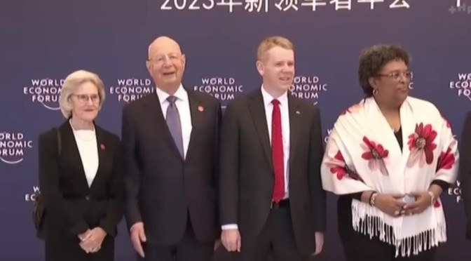 (Globalist) Chris Hipkins With Klaus Schwab at World Economic Forum Summer Davos